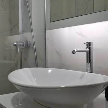 New Luxury Suite Near St Sava Temple With Garage Belgrade Exterior photo