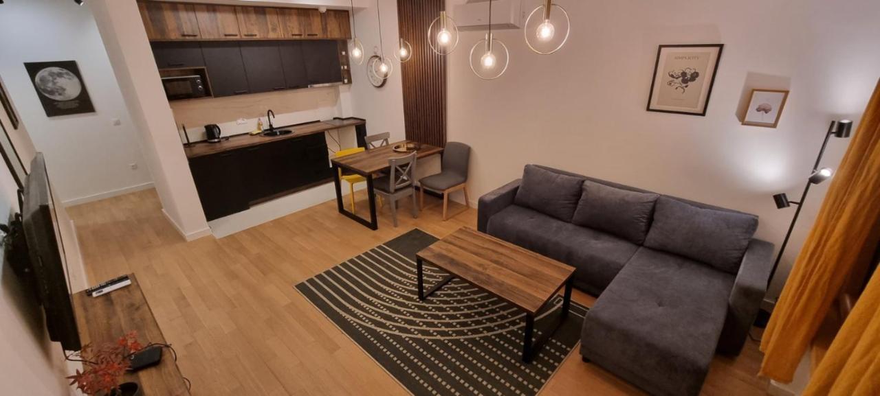 New Luxury Near St Sava Temple With Garage
